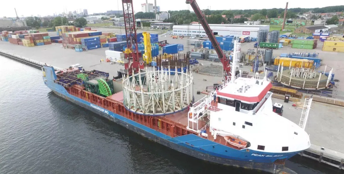 Cable Transport Carrousel Grillage & Seafastening Design — photo 3
